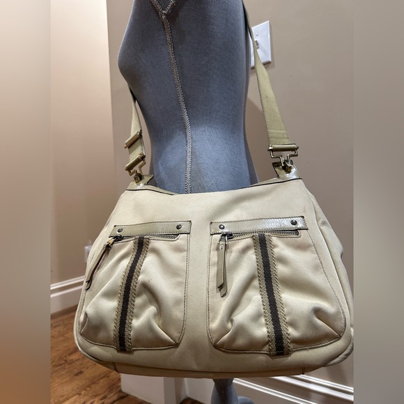 Gucci Canvas Tan 2-way Bag - Picture 11 of 11